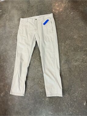Dockers Slim Tapered Khaki Chino Pants Men’s Light Beige Casual Stretch Classic